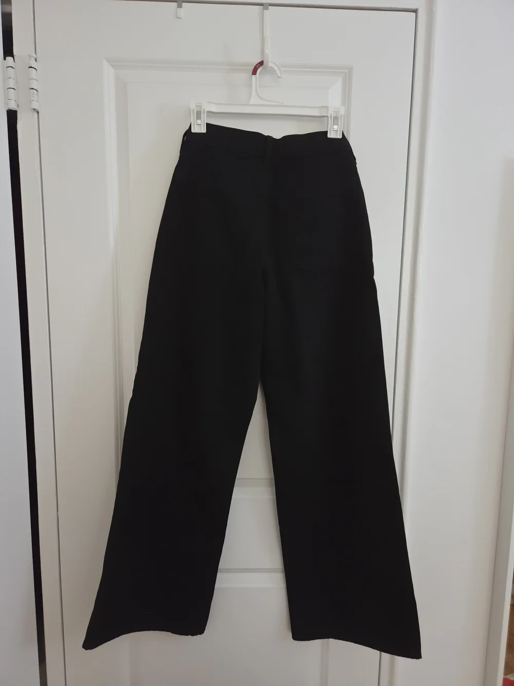 NWT Abercrombie High Rise Wide Leg Jean No Fade Black